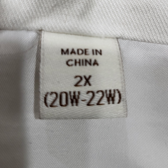 Coldwater Creek White with Purple accent 💜 skirt - Picture 5 of 7